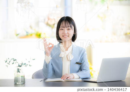 Women receptionist Women receptionist 140436417