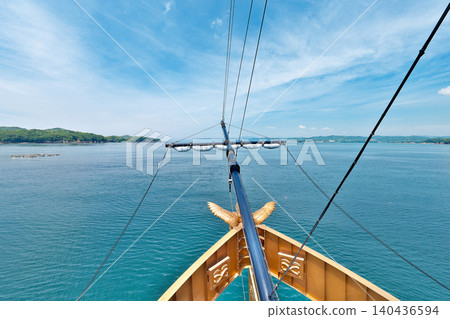 [A panoramic view of Ago Bay (from the Kashikojima España Cruise)] Ago-cho, Shima City, Mie Prefecture 140436594