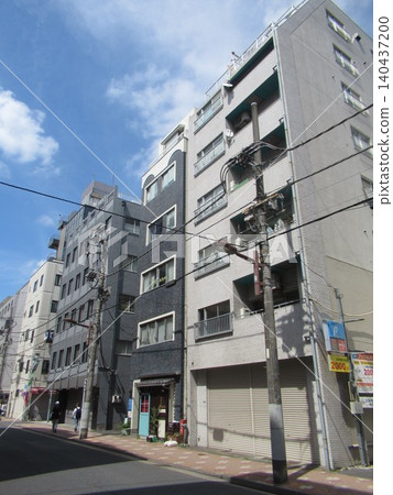 Near Taito 3-chome 140437200