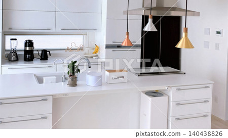 A stylish life with a white-based island kitchen A stylish life with a white-based island kitchen 140438826