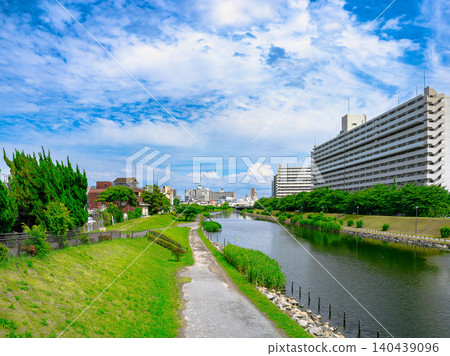 The scenery of the Old Nakagawa River under a clear blue sky The scenery of the Old Nakagawa River under a clear blue sky 140439096