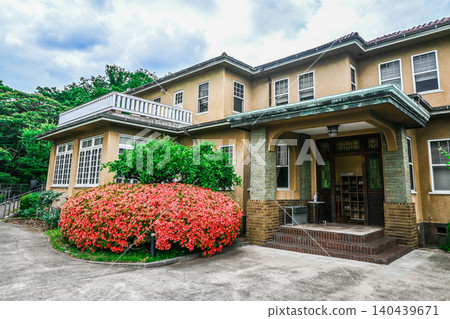 世田谷區,原山田住宅,西式建築,被GHQ臨時徵用,內設咖啡店。 世田谷區,原山田住宅,西式建築,被GHQ臨時徵用,內設咖啡店。 140439671