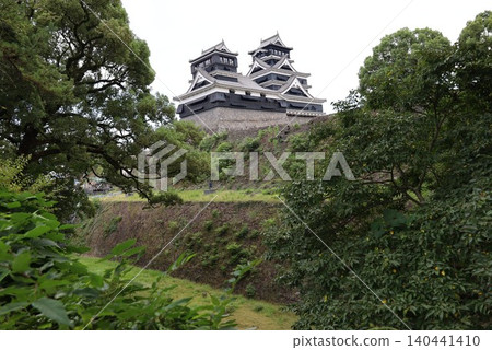 A view of the keep of Kumamoto Castle in Kumamoto City. A view of the keep of Kumamoto Castle in Kumamoto City. 140441410