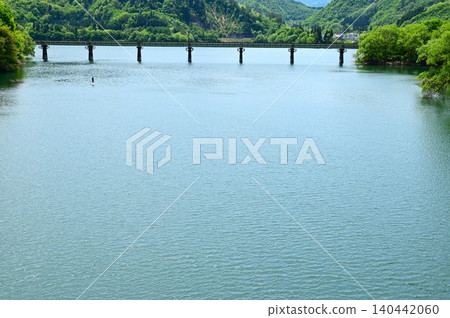 Lake Kinshu is at full capacity (Waga River First Bridge) Lake Kinshu is at full capacity (Waga River First Bridge) 140442060