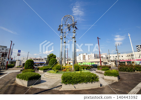 A view of the rotary in front of Nishitetsu Ogori Station on the Nishitetsu Omuta Line. A view of the rotary in front of Nishitetsu Ogori Station on the Nishitetsu Omuta Line. 140443392