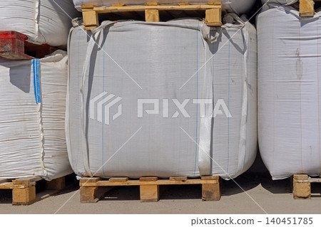 Full Bulk Sack Pallet Full Bulk Sack Pallet 140451785