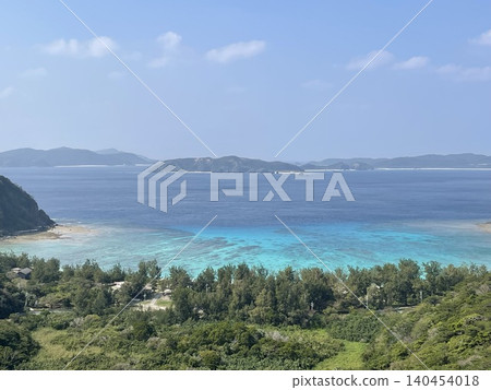 慶良間群島碧綠如翡翠的海 慶良間群島碧綠如翡翠的海 140454018