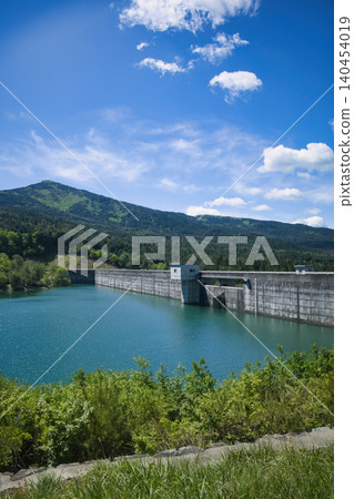 Nakanokata Dam and Mt. Kasagi in Ena City, Gifu Prefecture Nakanokata Dam and Mt. Kasagi in Ena City, Gifu Prefecture 140454019