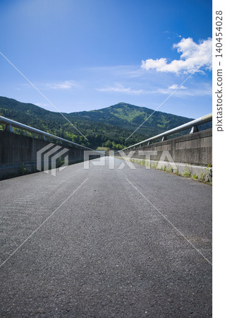 Nakanokata Dam and Mt. Kasagi in Ena City, Gifu Prefecture Nakanokata Dam and Mt. Kasagi in Ena City, Gifu Prefecture 140454028