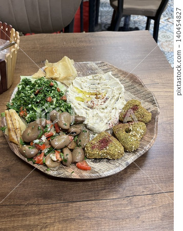 Middle Eastern cuisine: Falafel - Türkiye - Istanbul Middle Eastern cuisine: Falafel - Türkiye - Istanbul 140454827