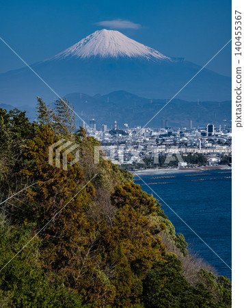 從奧突海岸眺望富士山 從奧突海岸眺望富士山 140455367