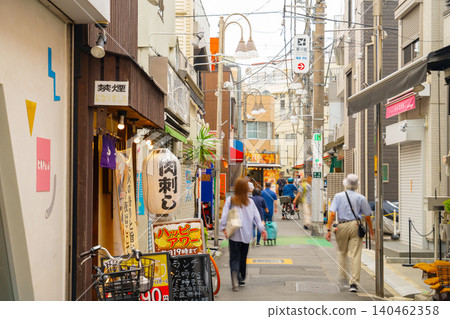 東京西武新宿線直方站商店街 東京西武新宿線直方站商店街 140462358