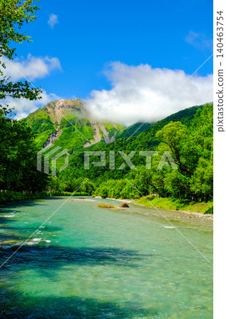 Summer view of the Azusa River and Mt. Yake (vertical view) Summer view of the Azusa River and Mt. Yake (vertical view) 140463754