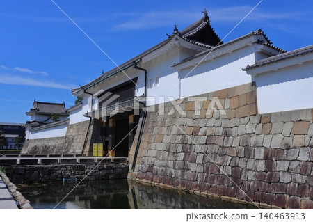 The East Main Gate and Southeast Corner Turret of Nijo Castle (Kyoto City, Kyoto Prefecture) 140463913