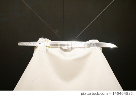 9707 Tanto (short sword), Awataguchi Yoshimitsu, famous Okayama Toushirou. 9707 Tanto (short sword), Awataguchi Yoshimitsu, famous Okayama Toushirou. 140464855