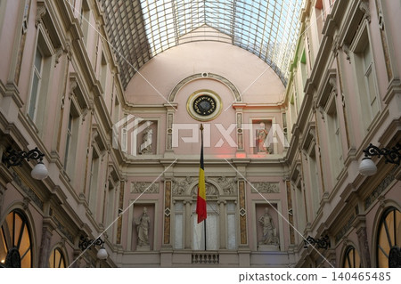 Galerie Saint-Hubert Galerie Saint-Hubert 140465485