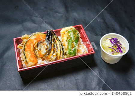 Vegetarian bento box with rice and vegetable tempura Vegetarian bento box with rice and vegetable tempura 140468801
