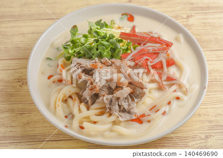 冷豆漿烏龍麵配豬肉涮涮鍋 140469690