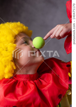 clown touching nose clown touching nose 140475170