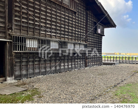 前下餘市海關大樓，側面視圖，北海道餘市郡餘市町，多雲。 140476970