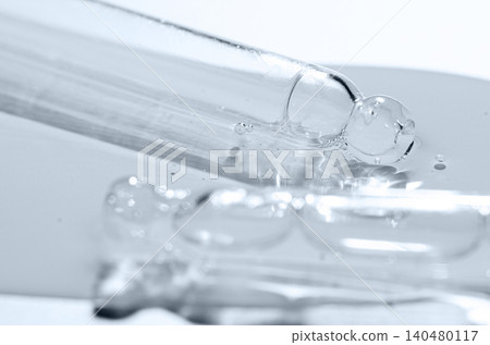 Transparent cosmetic product for skin care. Transparent cosmetic product for skin care. 140480117