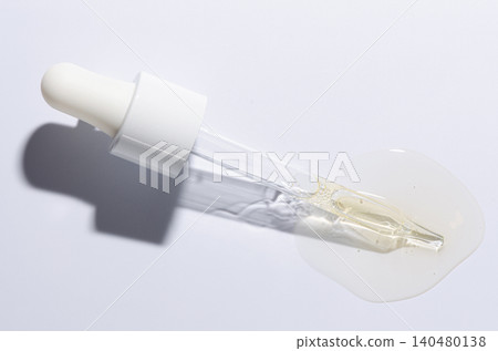 Liquid cosmetic product for the skin or medicine in a pipette. Liquid cosmetic product for the skin or medicine in a pipette. 140480138
