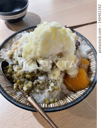 健康美味的復古台灣豆沙刨冰 健康美味的復古台灣豆沙刨冰 140481162