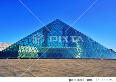 Pyramid of Moerenuma Park's glass Pyramid of Moerenuma Park's glass 140482060