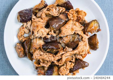 Eggplant and pork stir-fry with miso: A classic home-style dish. Eggplant and pork stir-fry with miso: A classic home-style dish. 140484244