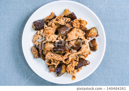 Eggplant and pork stir-fry with miso: A classic home-style dish. Eggplant and pork stir-fry with miso: A classic home-style dish. 140484261