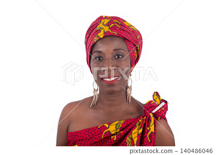 close-up of young woman smiling 140486046