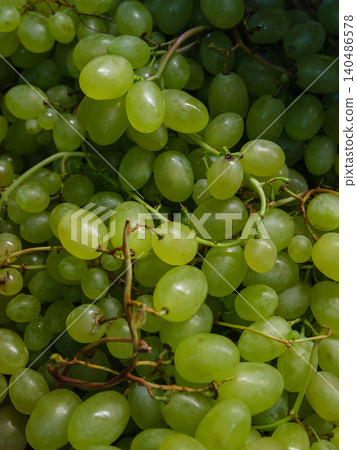 delicious and fresh grapes at the market 140486578