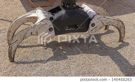 Timber Crane Grapple Timber Crane Grapple 140488263