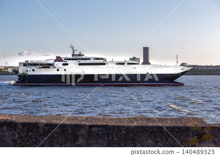 Ave landscape Ferry (vessel carrying cars and passengers t Ave landscape Ferry (vessel carrying cars and passengers t 140489323