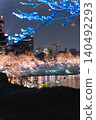 Cherry blossoms illuminated at night and boating at Chidorigafuchi 140492293