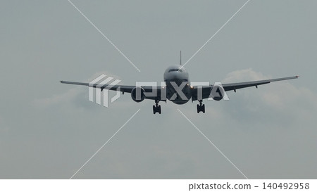 一架飛機 140492958