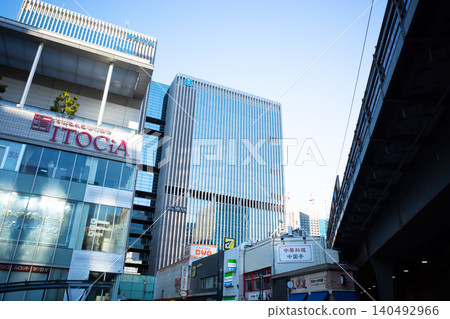 In front of Yurakucho Station in the early morning In front of Yurakucho Station in the early morning 140492966