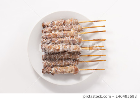 [Domestic or Thai origin] Hakata-style grilled chicken skin skewers (frozen) 140493698