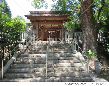 The main gate and main hall of Kano Tenmangu Shrine! Gifu City, Gifu Prefecture The main gate and main hall of Kano Tenmangu Shrine! Gifu City, Gifu Prefecture 140494253