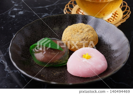Delicious Japanese sweets Delicious Japanese sweets 140494469