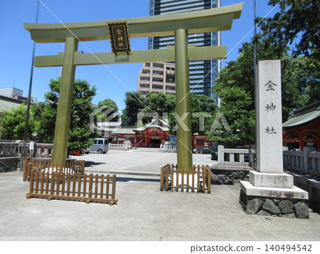 The torii gate and shrine name marker of Kinjin Shrine! Gifu City, Gifu Prefecture The torii gate and shrine name marker of Kinjin Shrine! Gifu City, Gifu Prefecture 140494542