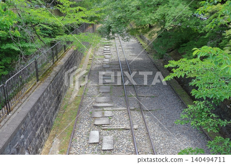 琵琶湖運河蹴上纜車的鐵軌遺跡(京都府京都市) 琵琶湖運河蹴上纜車的鐵軌遺跡(京都府京都市) 140494711