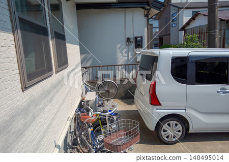 parking, parking place, autocar 140495014