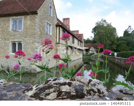 Itham Mort - A country house in England Itham Mort - A country house in England 140495311