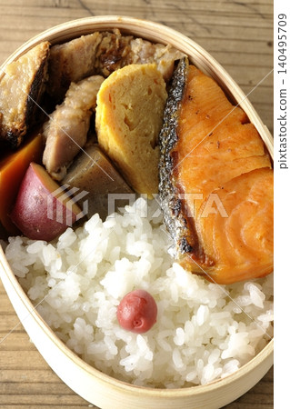 烤魚午餐 140495709