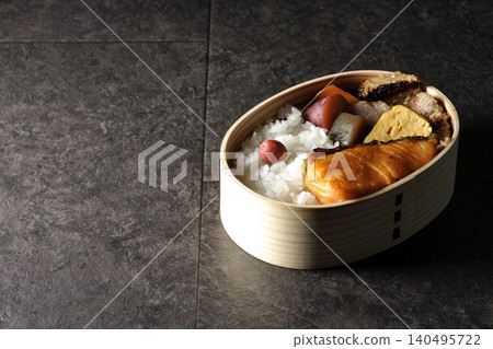 烤魚午餐 140495722