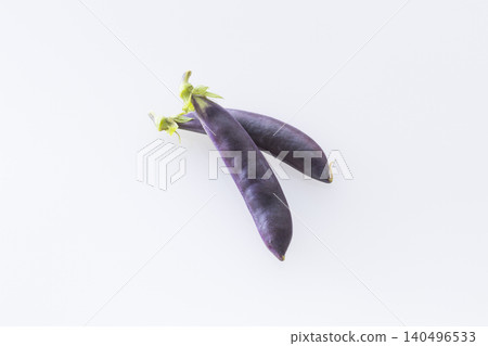 Purple snap peas Purple snap peas 140496533