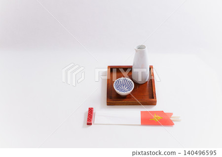 A Shinto ritual image featuring celebratory sake and Japanese tableware. 140496595