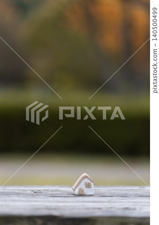 A small, cute ceramic house ornament A small, cute ceramic house ornament 140500499