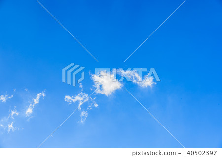 五月的天空 140502397
